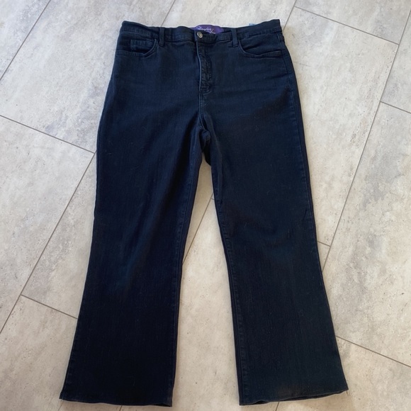 NYDJ Comfy Black Jeans - Picture 12 of 12